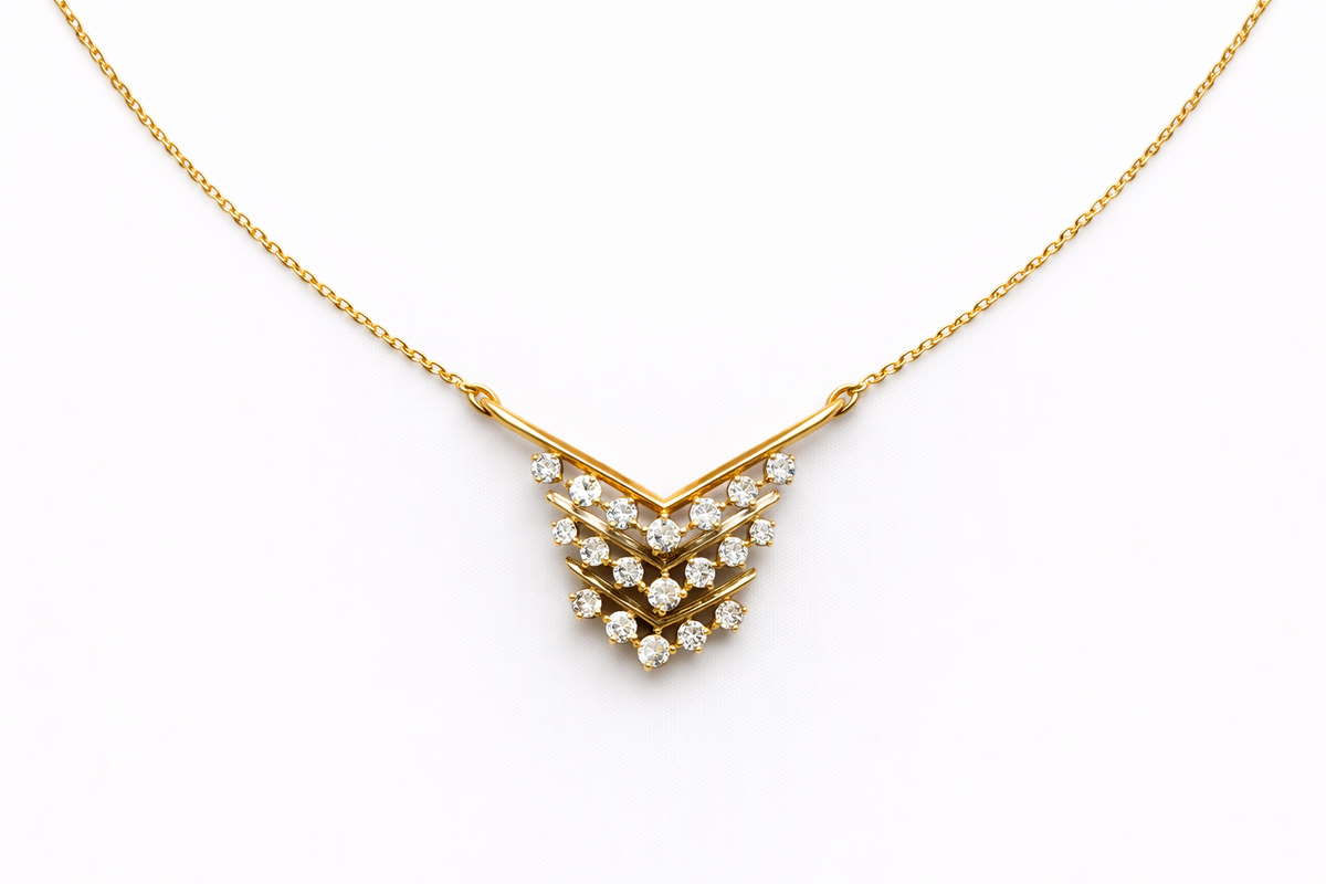 Cluster Pendant Diamond Necklace